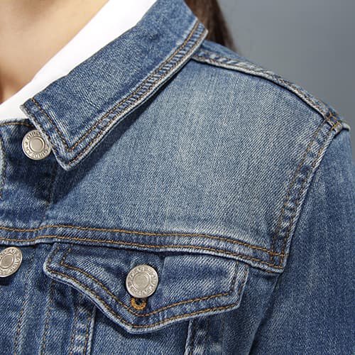 women denim jacket