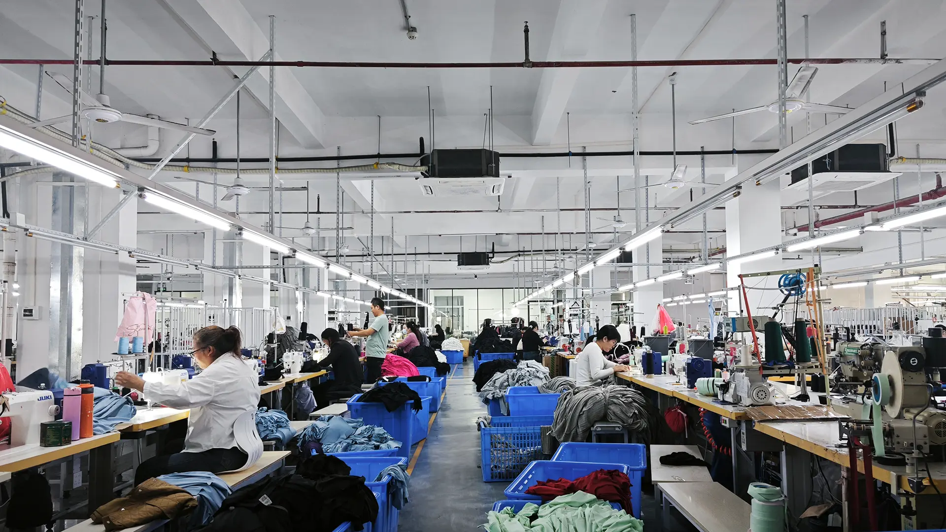 Professional clothing manufacturer custom workwear